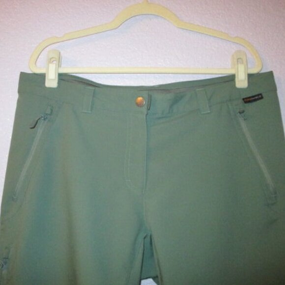 Jack Wolfskin ACTIVATE Bermuda Size L SHORTS Light ZIP POCKET Stretch HIGH RISE - Picture 2 of 12